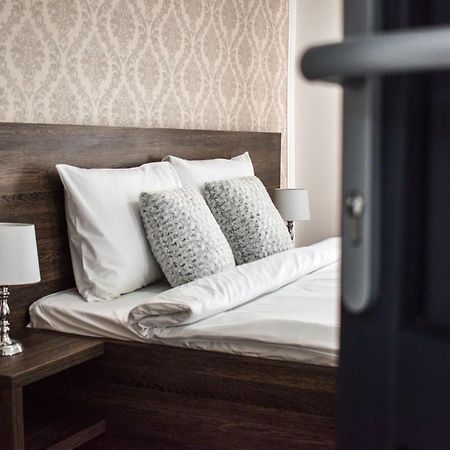 B House Rooms Jassy Zewnętrze zdjęcie