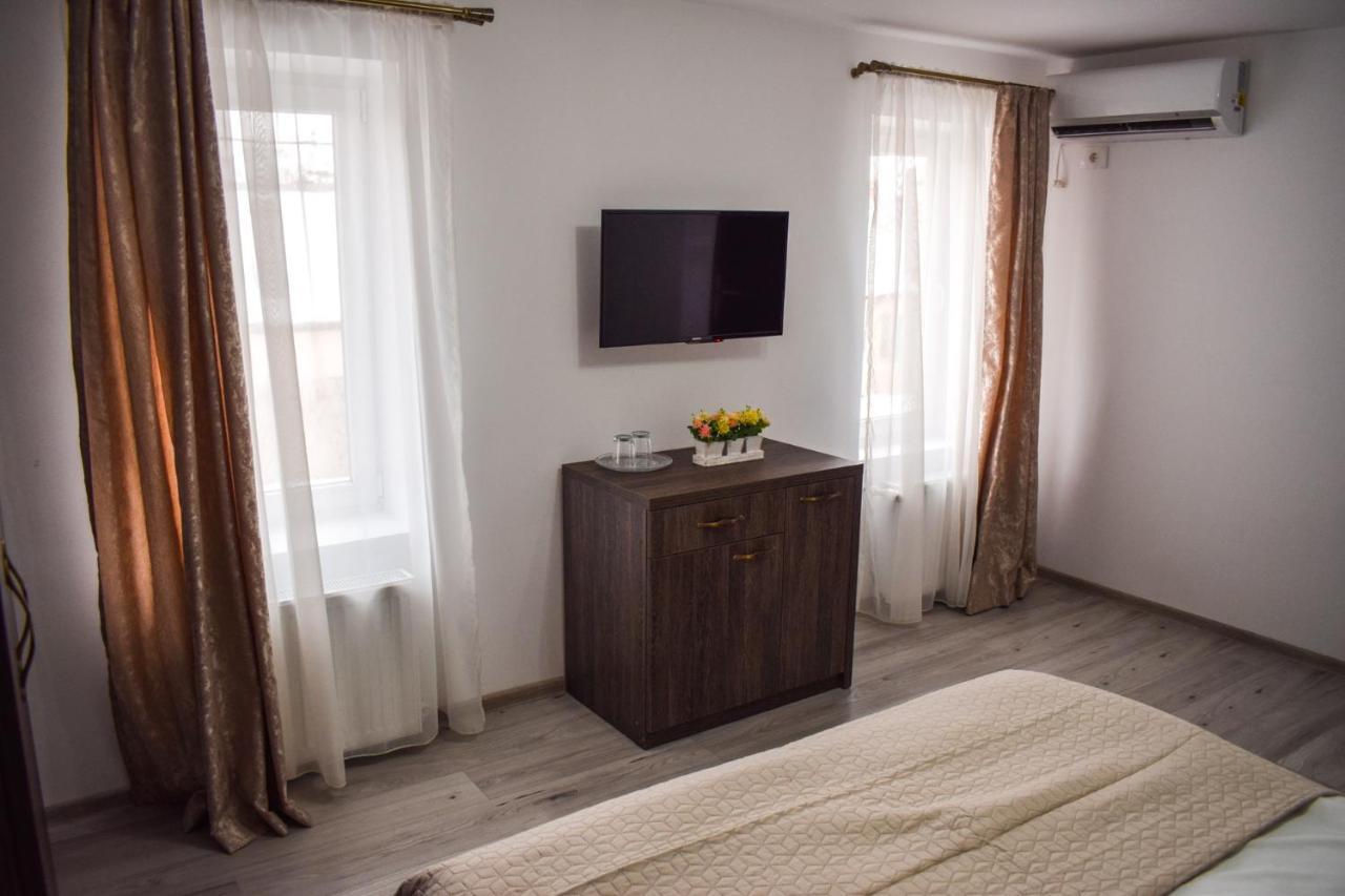 B House Rooms Jassy Zewnętrze zdjęcie