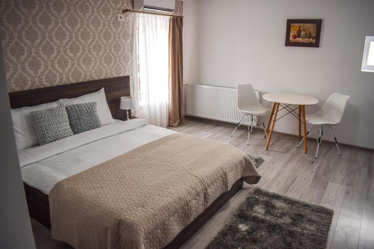 B House Rooms Jassy Zewnętrze zdjęcie